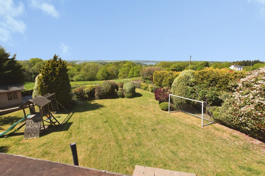 Property photo 2 of 19 Pbox-Img.Jpg