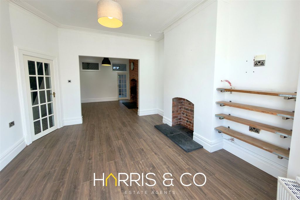 Property photo 2 of 16 Picture No. 06