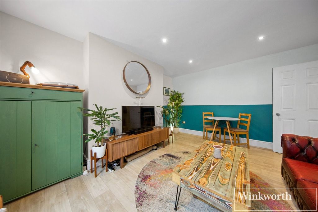 Property photo 3 of 10 Picture No. 01
