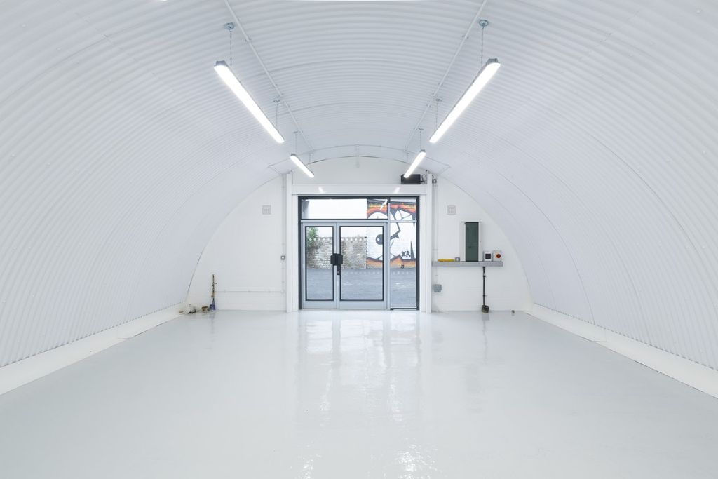 Property photo 1 of 1 An Empty Arch With White Lining, Made Up Of Two Interlinked Arches.