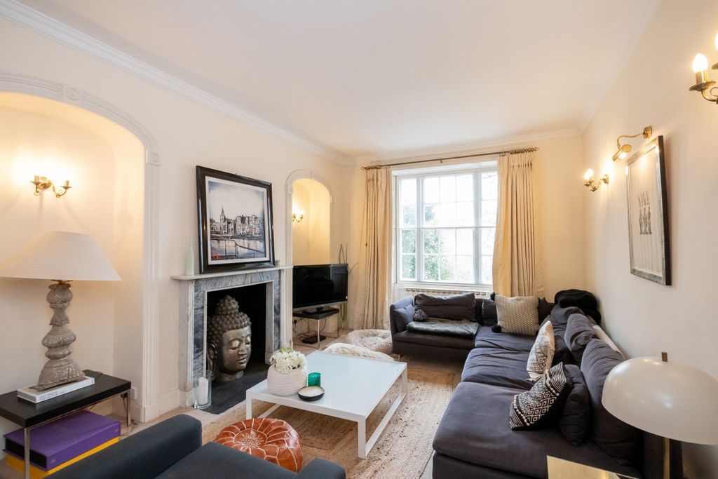 Property photo 3 of 31 Picture No. 33