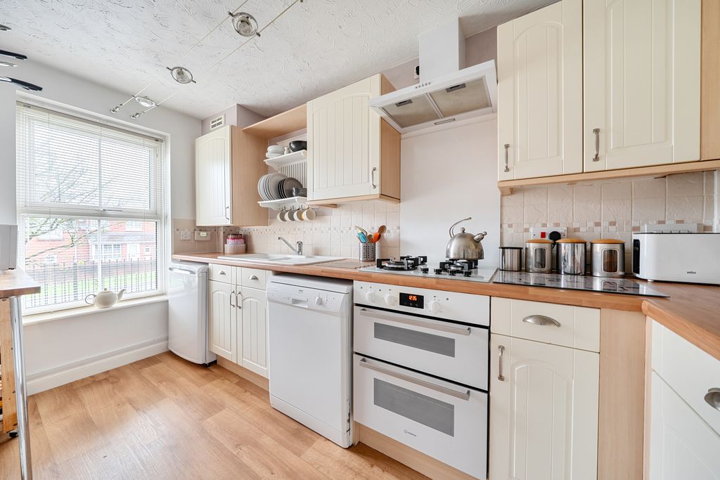 Property photo 3 of 21 Best Selling Agent