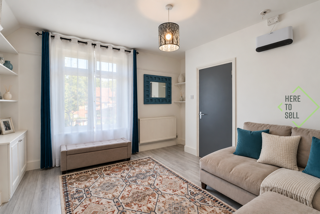 Property photo 1 of 11 Victoria Road, Barnet, En4 - Reception