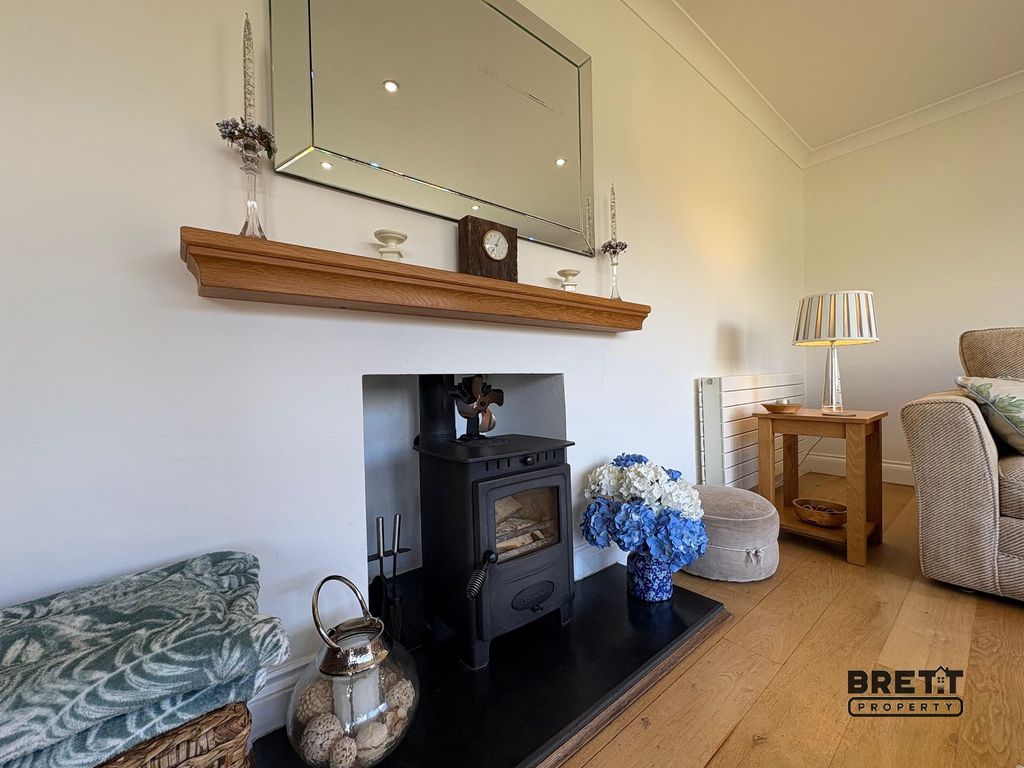 Additional image 6 of 3 bed bungalow for saleWades Close, Holyland Road, Pembroke, Pembrokeshire. SA71