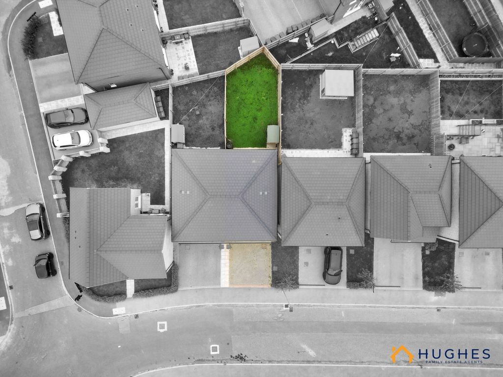 Property photo 2 of 23