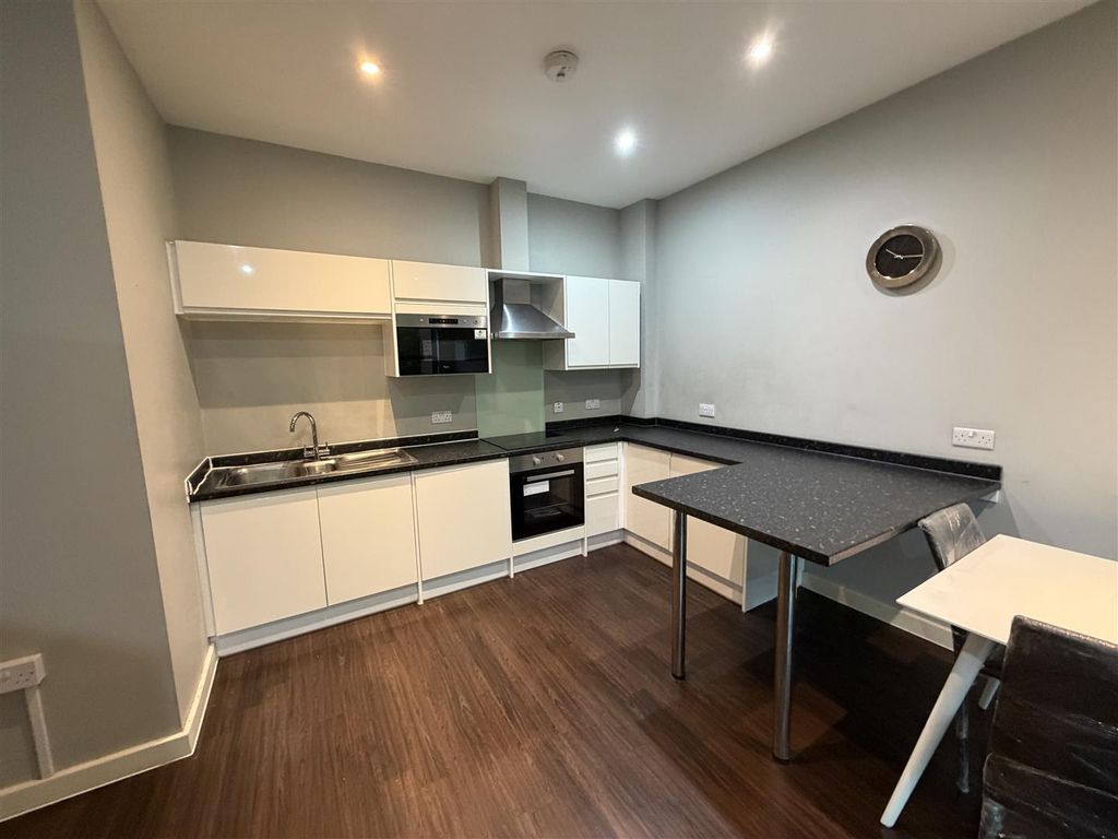 Property photo 2 of 8 Img_0165.Jpg
