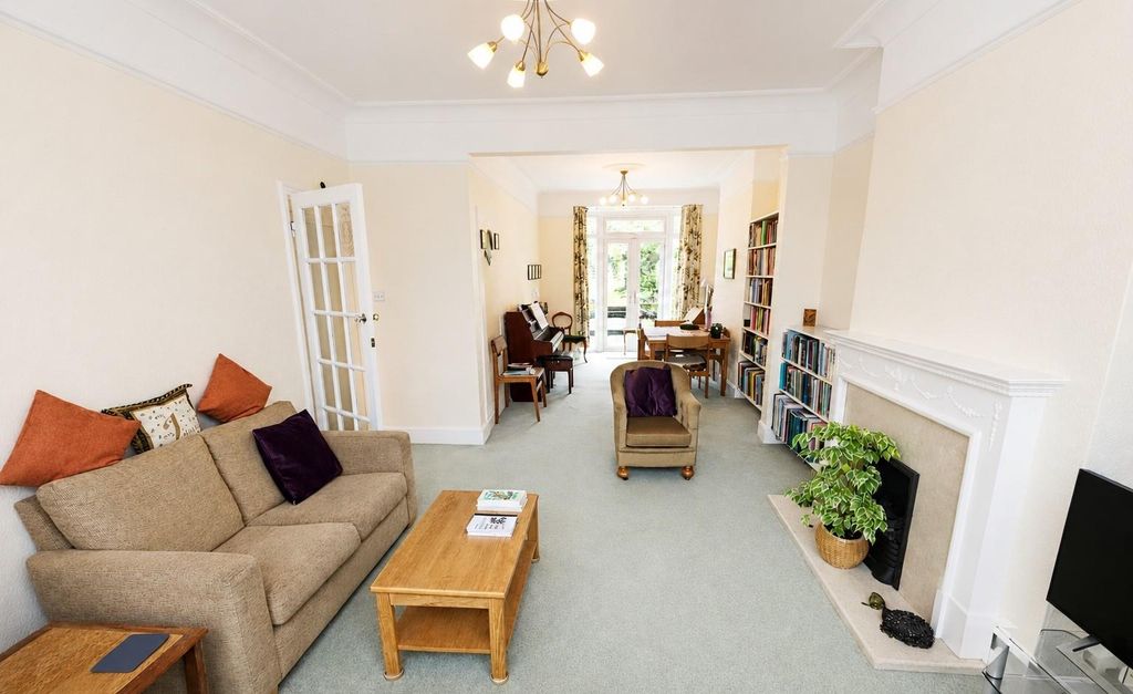 Property photo 2 of 18 Prsis-001842-P-O-dc21B308.Jpg