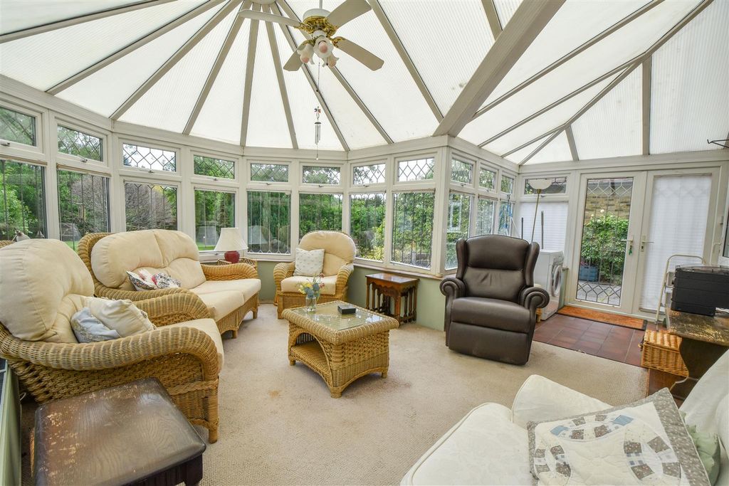 Additional image 14 of 3 bed detached house for saleFrog Street, Kelvedon Hatch, Brentwood CM15