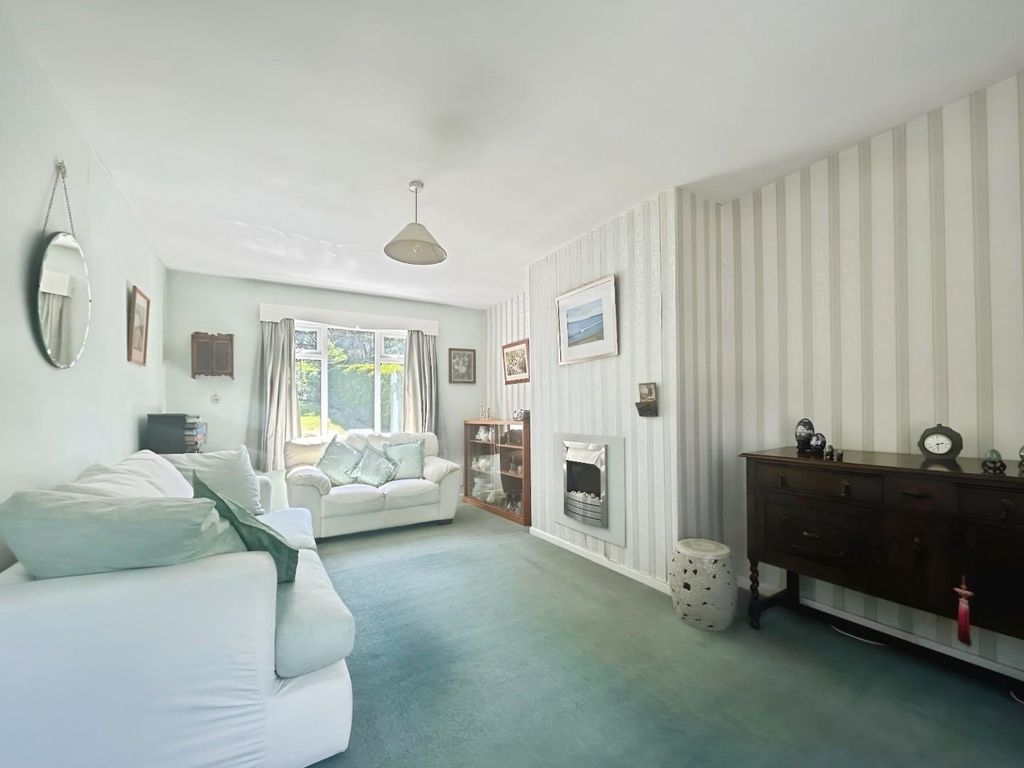 Property photo 3 of 14 4c02d164-6.Jpg