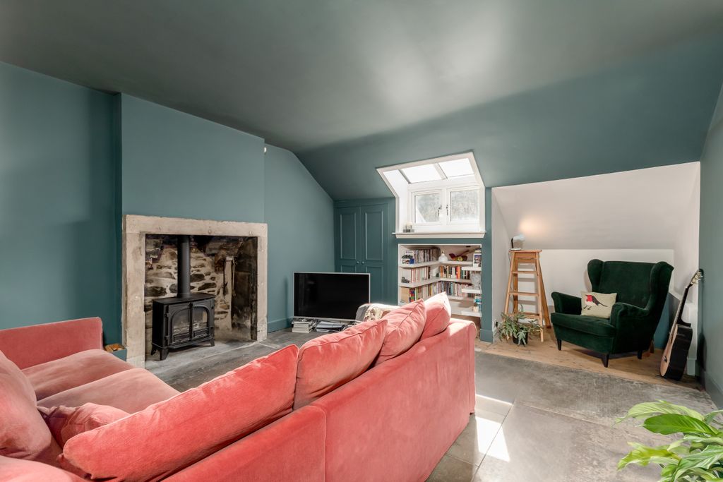 Property photo 2 of 24 Property Image 2