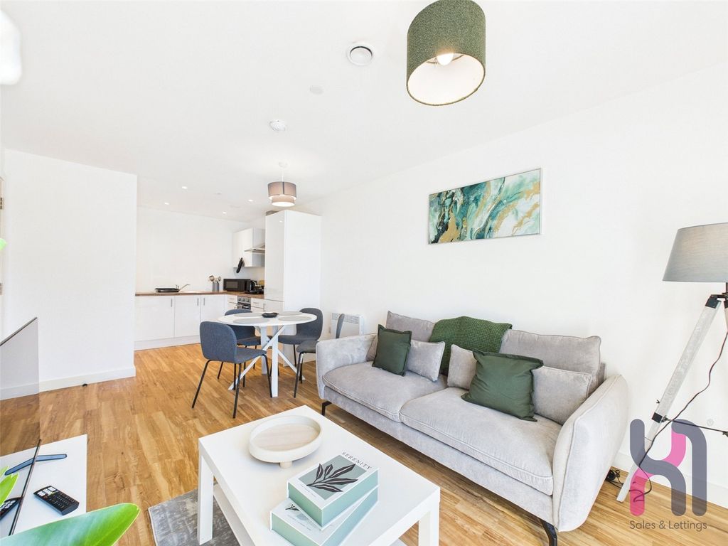 Property photo 1 of 22 Picture No. 15