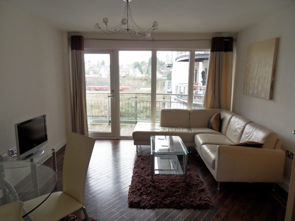 Property photo 2 of 7