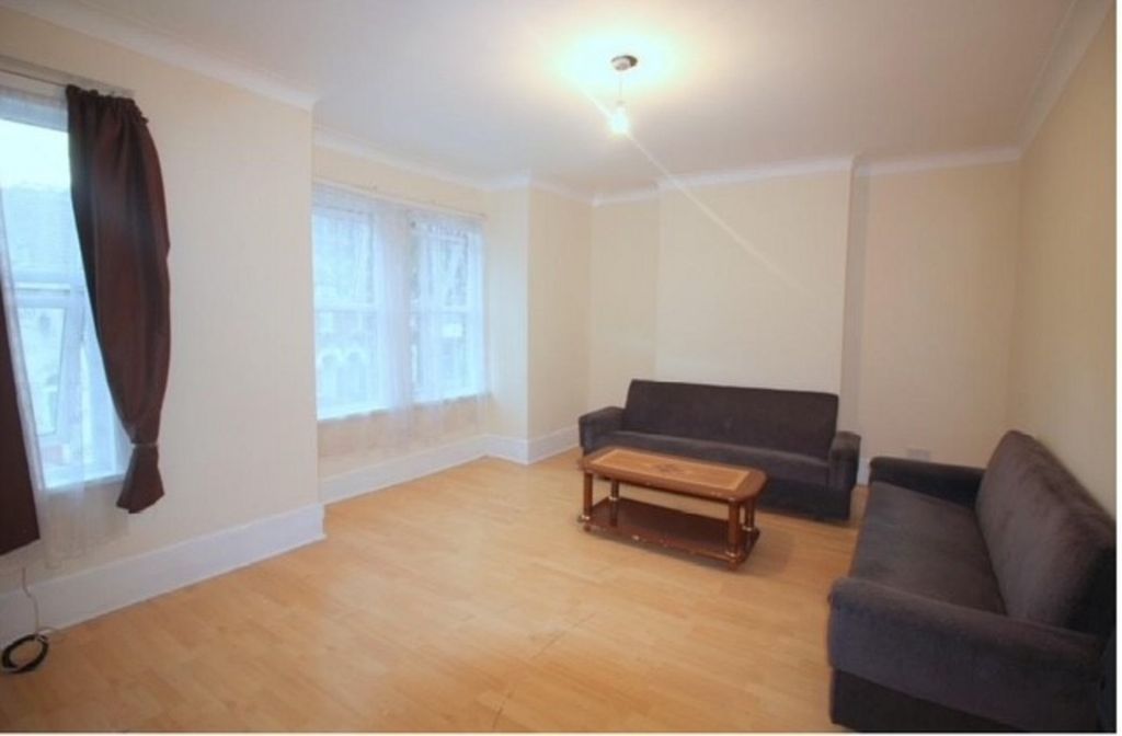 Property photo 2 of 9