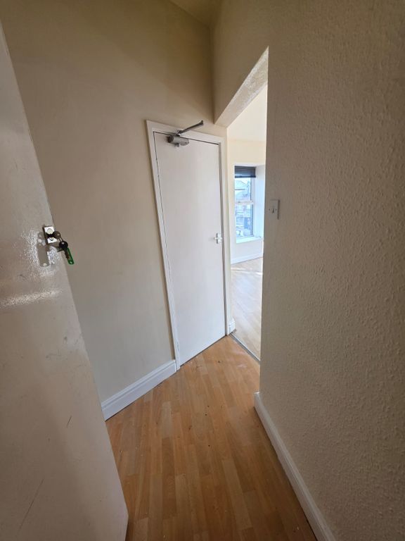 Property photo 1 of 3 Hall