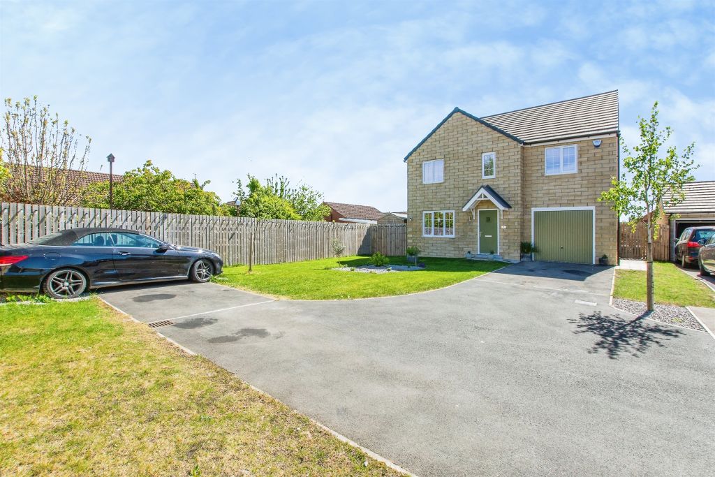 Property photo 1 of 18