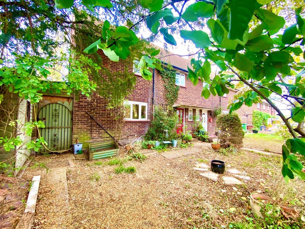 Property photo 1 of 18 Front 2.Jpg