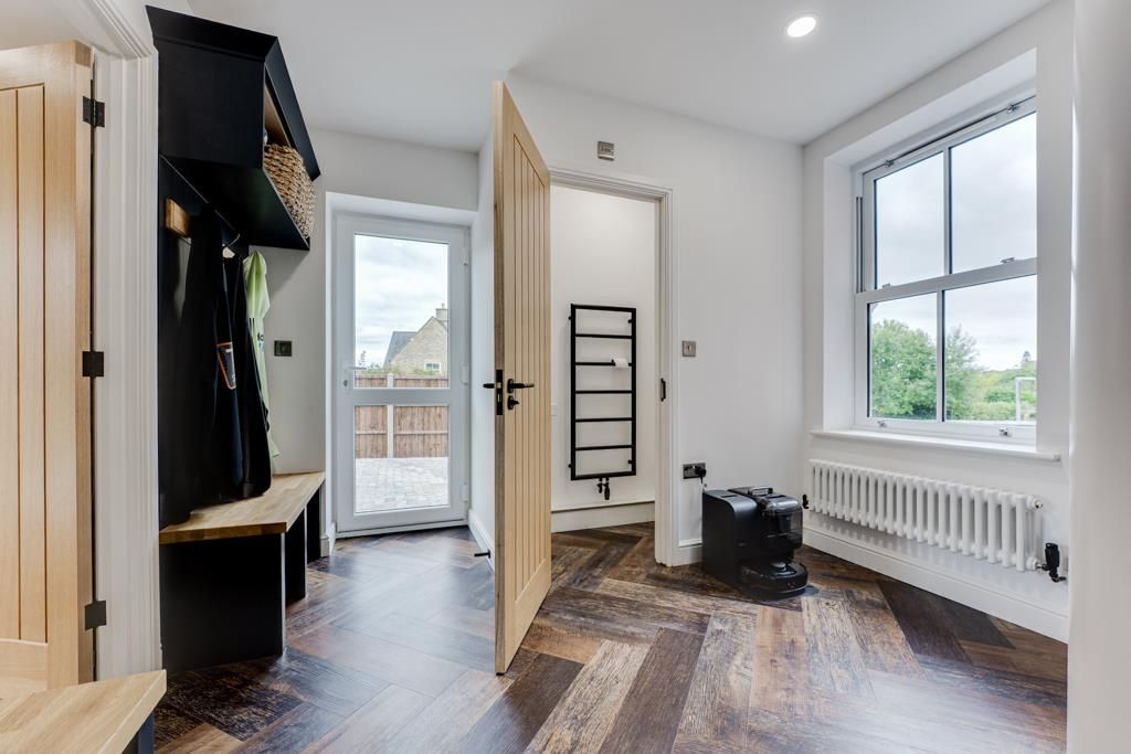 Property photo 2 of 43 2 Grange Road, Geddington-8.Jpg