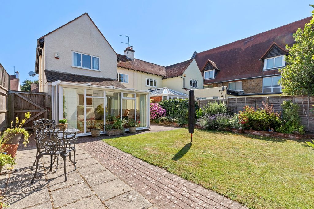 Property photo 2 of 14