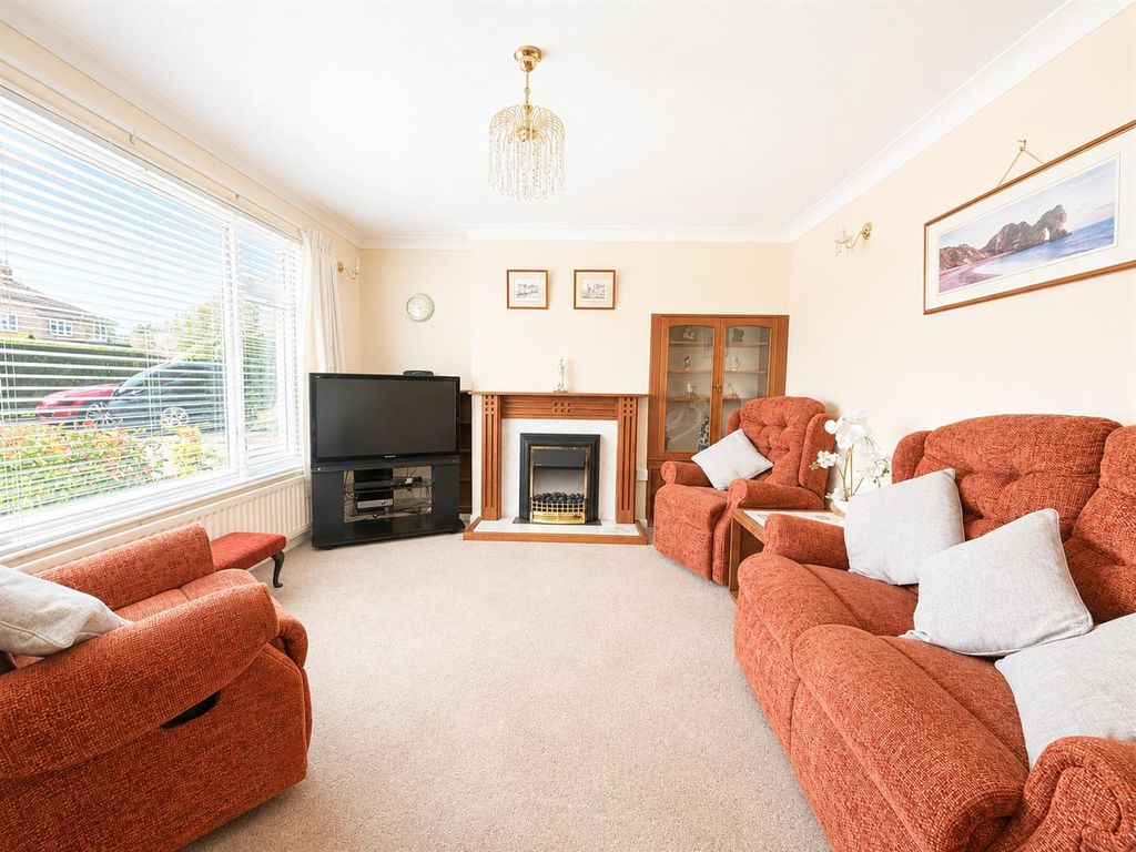 Property photo 2 of 21 5.Png