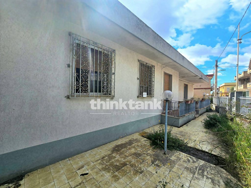 Property photo 3 of 39