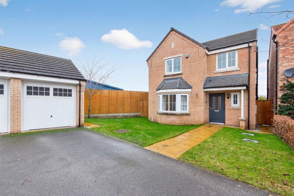 Property photo 1 of 19 016_Pnmb0810.Jpg