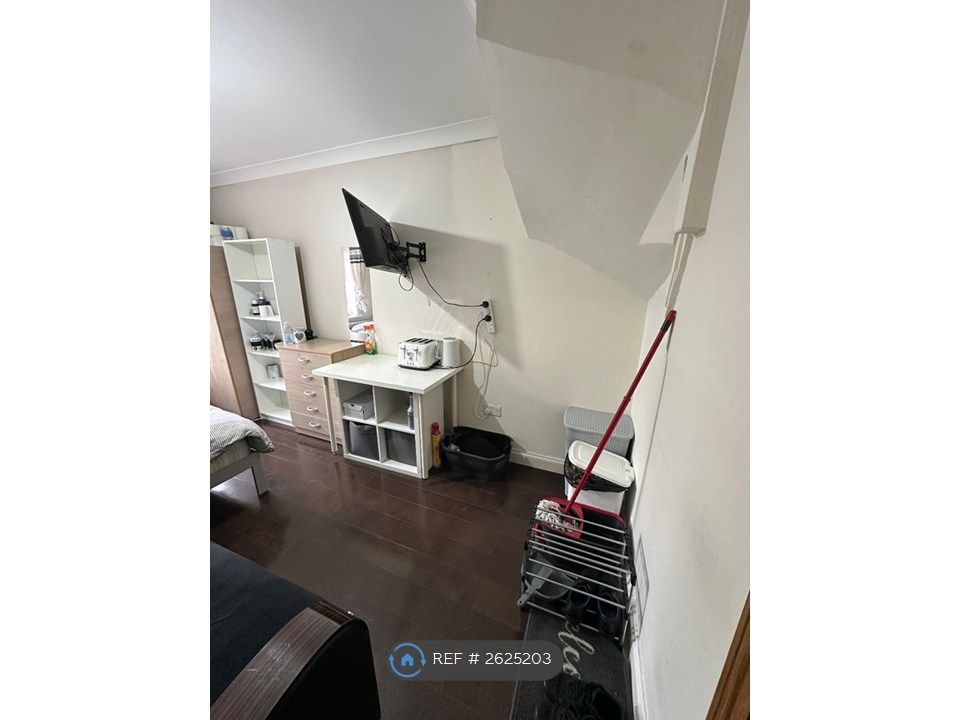 Property photo 2 of 2