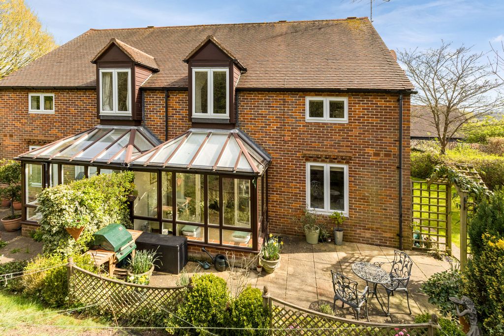 Property photo 2 of 18