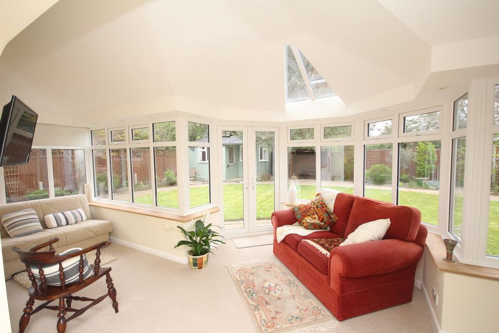 Property photo 3 of 27