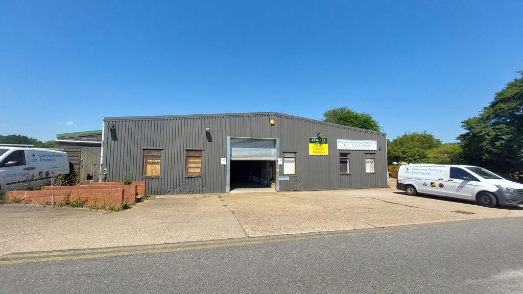 Property photo 1 of 7 Photo 8