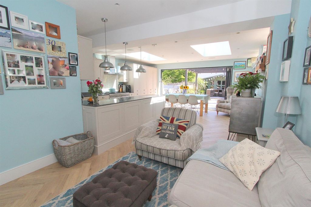 Property photo 1 of 24 Family Room B.Jpg