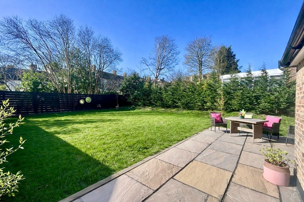 Property photo 3 of 19