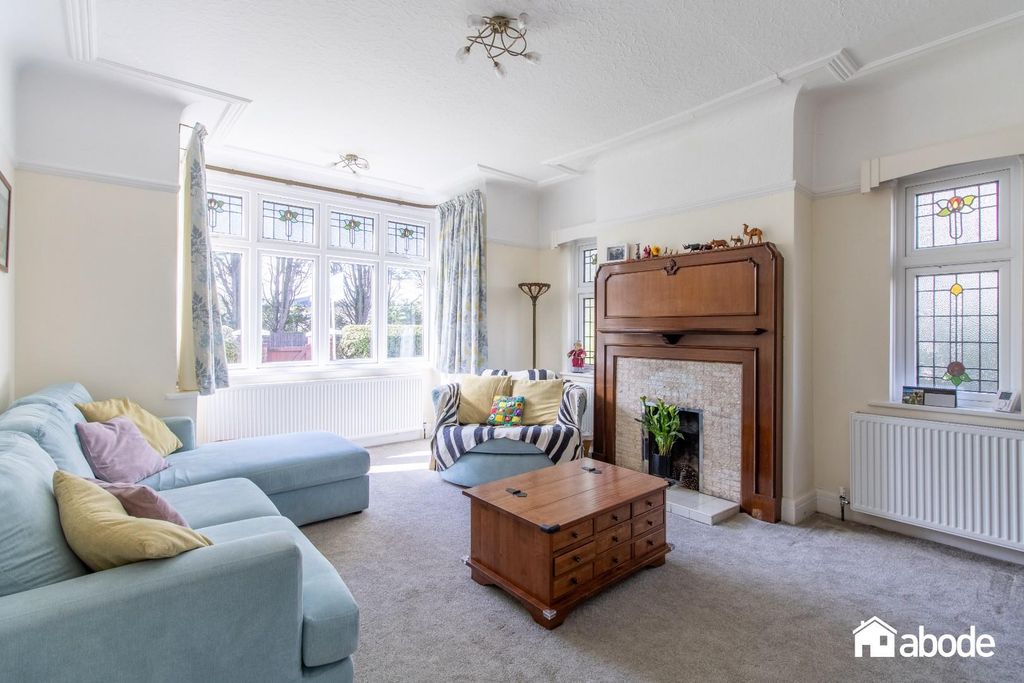 Property photo 2 of 28 193 Liverpool Road 20.Jpg