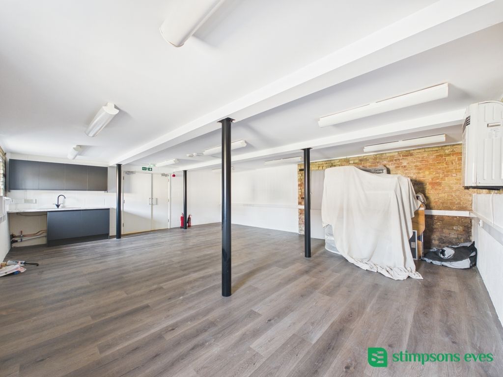 Property photo 2 of 10 Photo 18