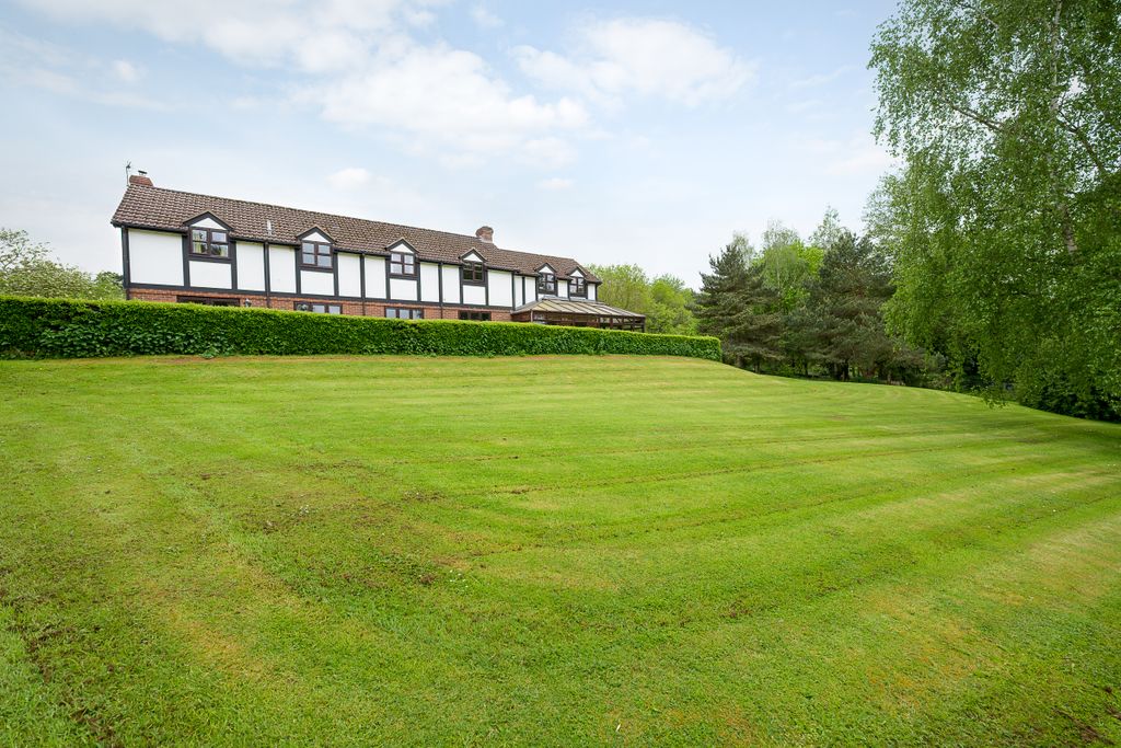Property photo 1 of 31 Ford Farm House-36