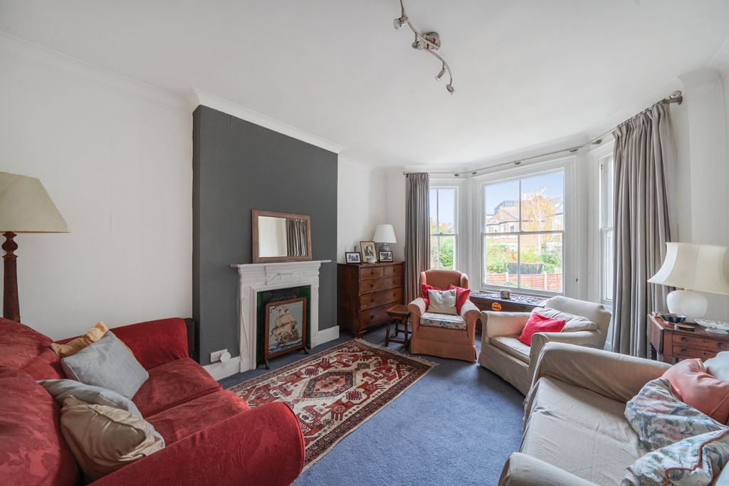 Property photo 2 of 20 Picture No. 11