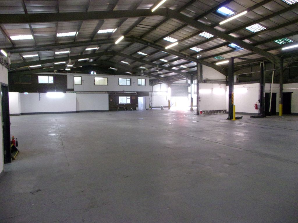 Property photo 3 of 12