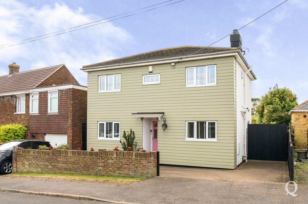 Property photo 1 of 26 96935923-Ccb4-420...