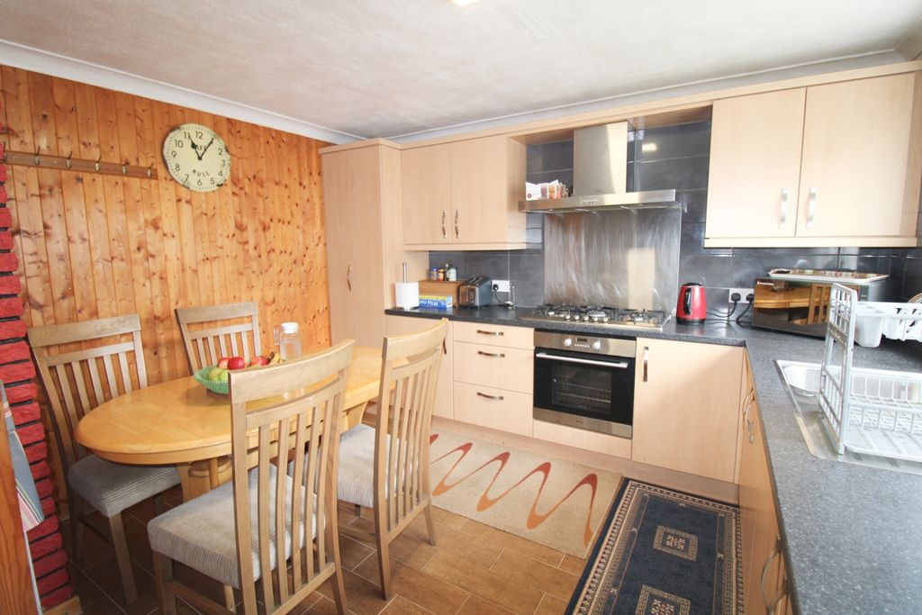 Property photo 2 of 11 Img_7120