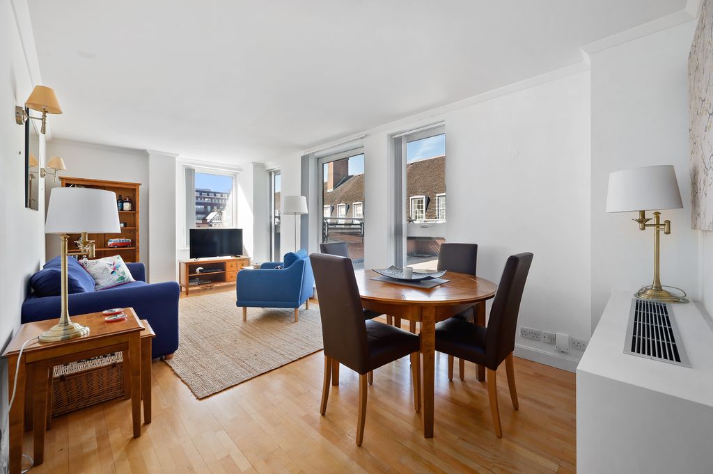 Property photo 2 of 17 Floorplan