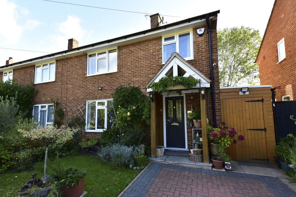 Property photo 1 of 18