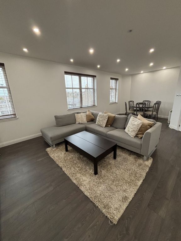 Property photo 3 of 13 Photo 3