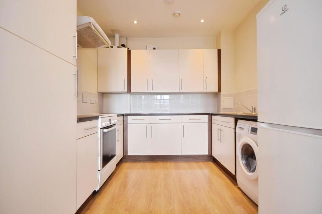 Property photo 3 of 8