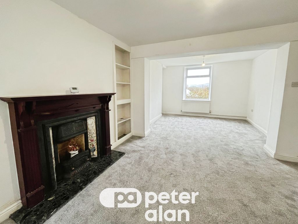 Additional image 4 of 3 bed semi-detached house to rentHeol Ty'n Y Garn, Bridgend CF31