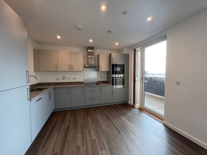 Property photo 2 of 9 Photo 6