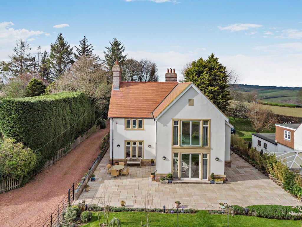 Property photo 1 of 14 Orchard House