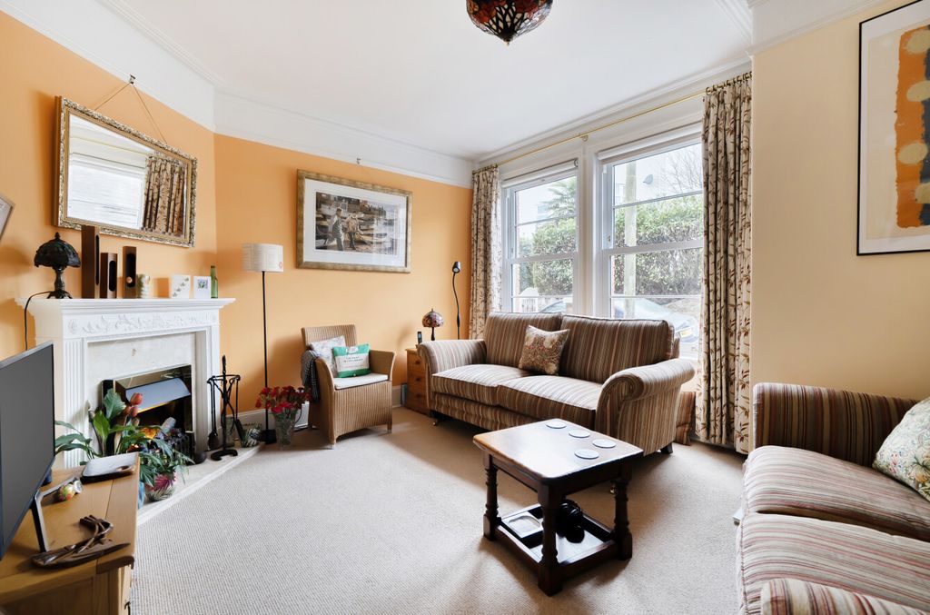 Property photo 2 of 18 Reception Room