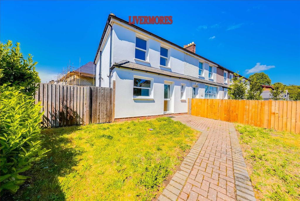 Property photo 1 of 32 Air06347Editeddp.Jpg