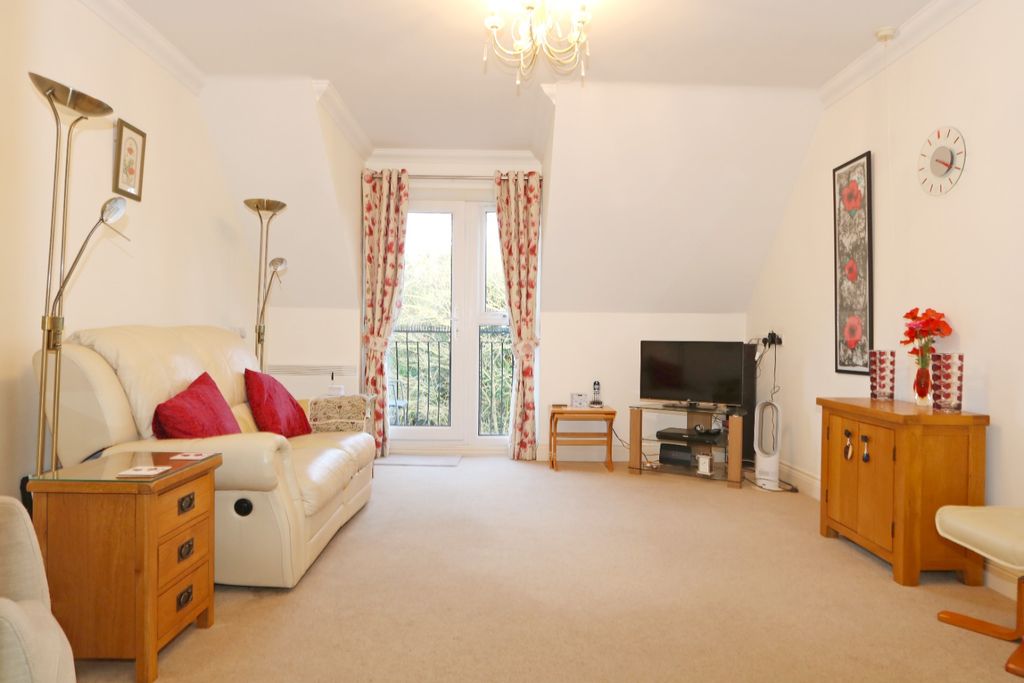 Property photo 3 of 13 3965358