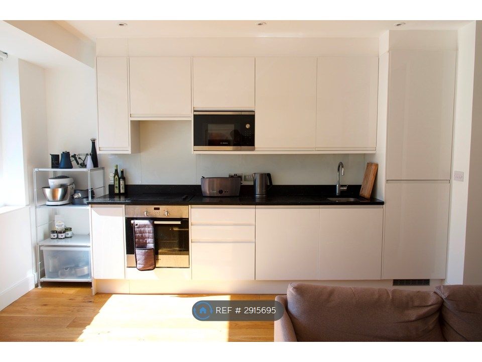 Property photo 2 of 13 Kitchen