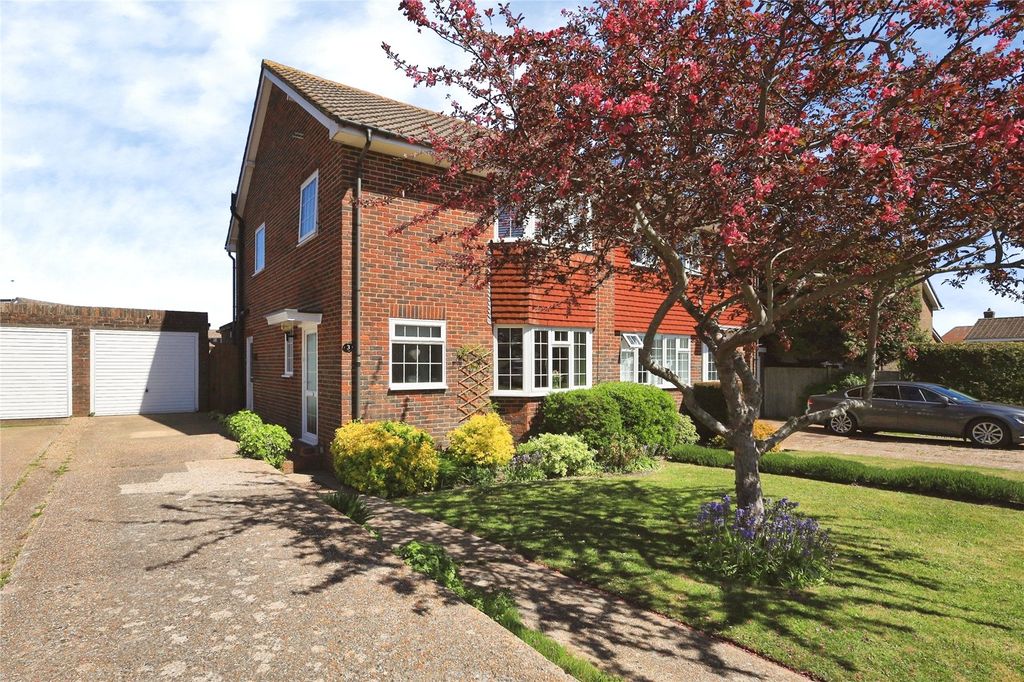 Property photo 1 of 33 Picture No. 47